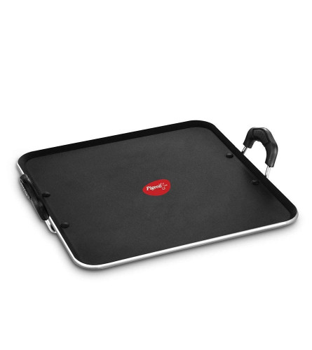Pigeon by Stovekraft Aluminum Non Stick 5mm Thickness Pathri Tawa (Black, 32cm)