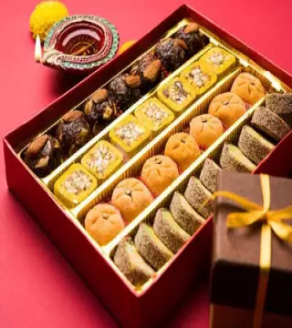 Hampers & Gourmet Gifts›Sweets Gifts